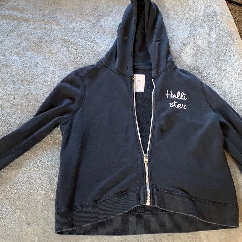 women’s hollister zip up